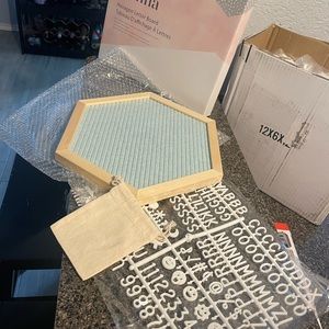 Xo, Sienna Hexagon Letter Board